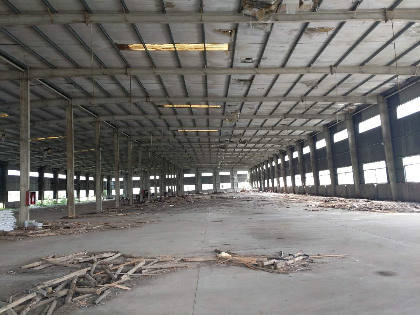 安徽大型 鋼結構廠房回收，高價回收大量鋼結構廠房
