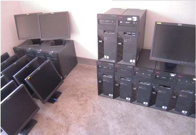高价回收电脑电视打印机一切电子垃圾，