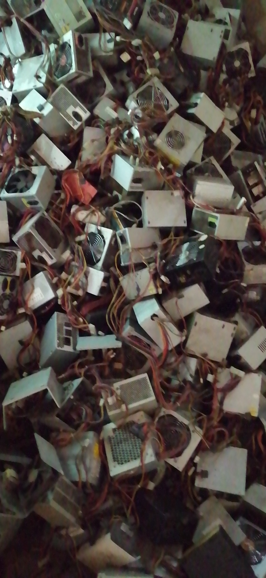 唐山废电子产品回收、唐山电脑回收、唐山线路板回收