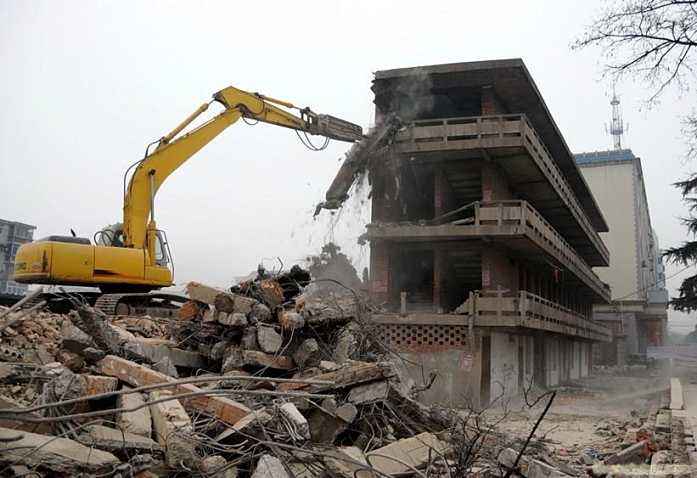 高价承接扬州房屋拆除
