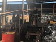 250吨液压金属打包机3台，一台华宏，二台江阴产。在江阴提货