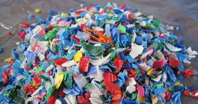 河北地区高价回收废塑料，专业回收废塑料