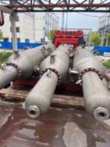 江苏地区求购全钛材三效中央循环蒸发器