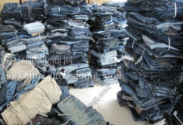 回收废旧衣服,库存服装,旧牛仔