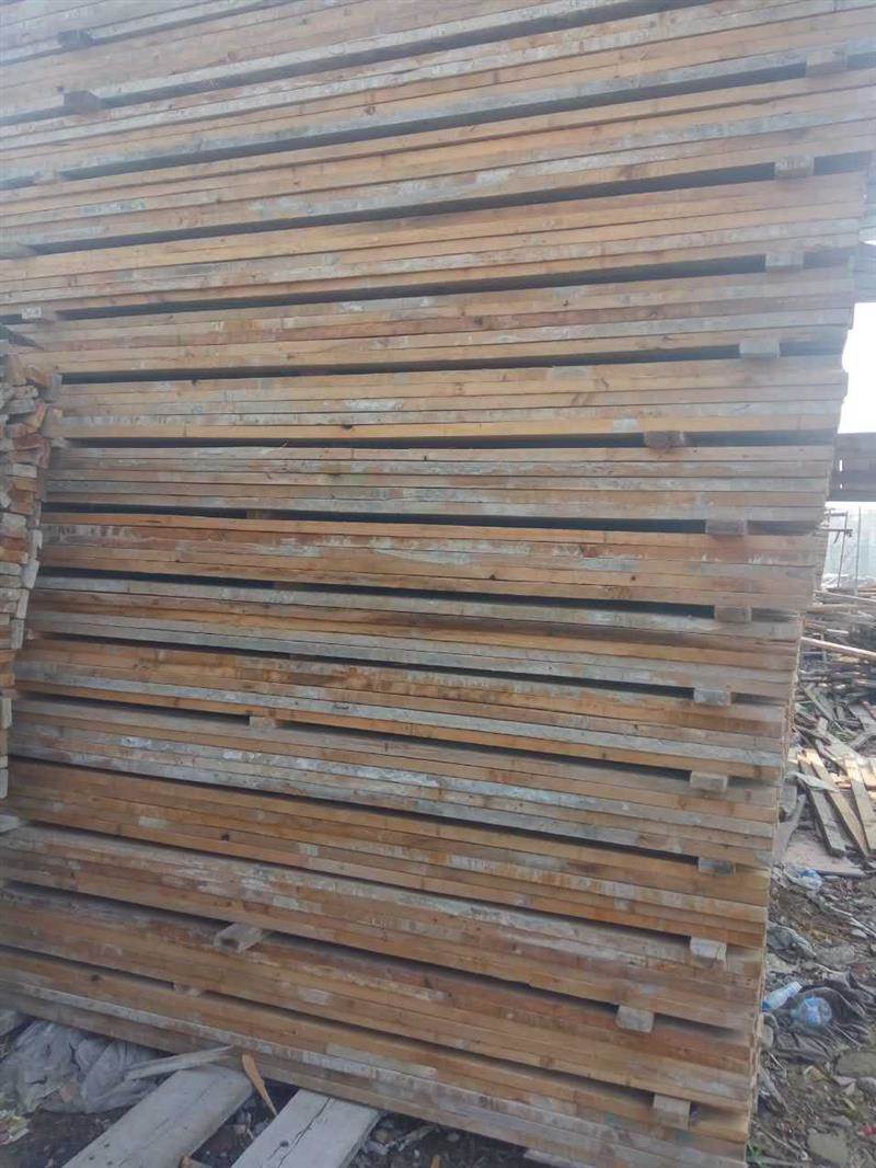 安徽地区大量回收木材