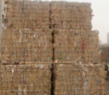 新疆废纸吨包，废报纸出售。