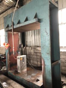 回收建筑模板厂生态板厂的板厂设备等各种板厂设备。