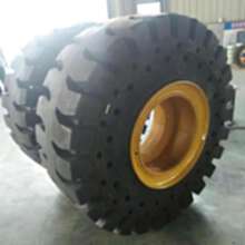  永州市铲车实心轮胎回收_铲车实心轮胎回收