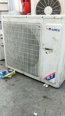 上海空调回收，高价回收大量空调设备