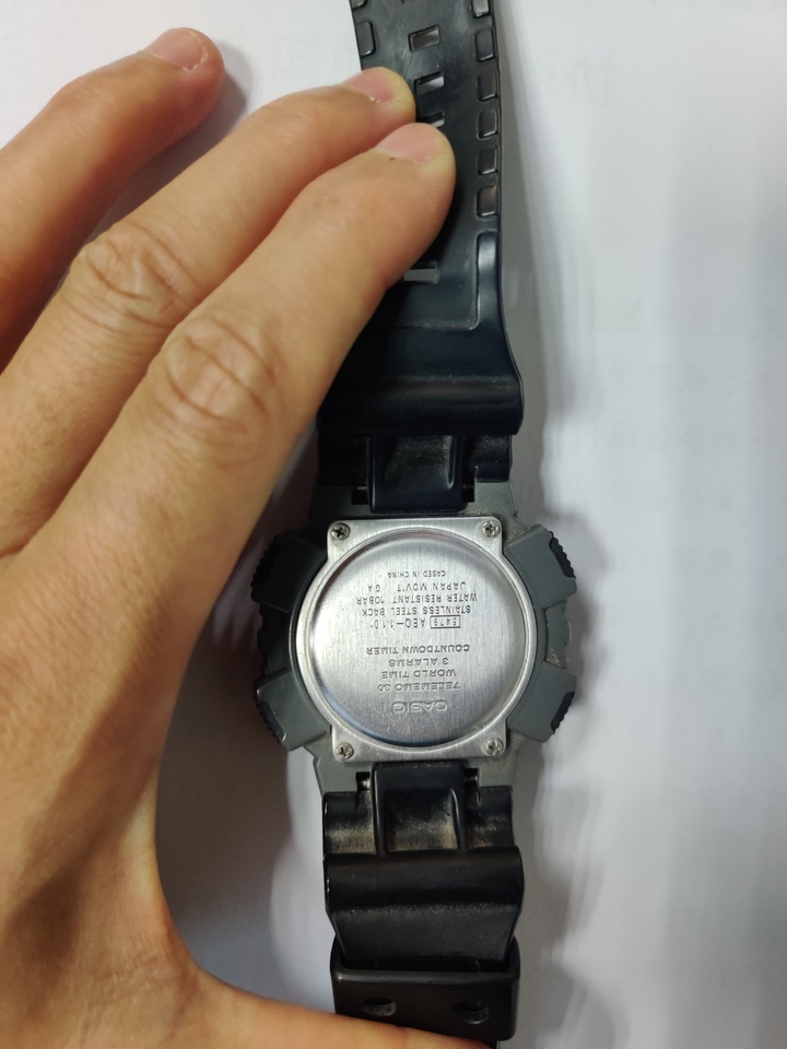 卡西欧AEQ110手表网络拍卖公告
