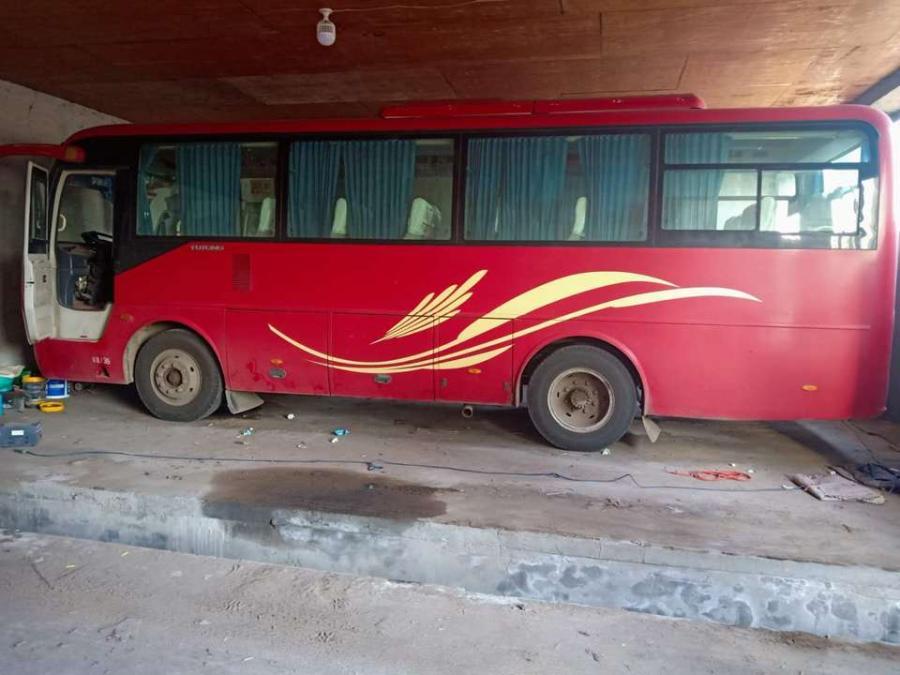 吉j9l116号宇通牌大型普通客车及扶余至拉林乡线路运营权网络拍卖公告