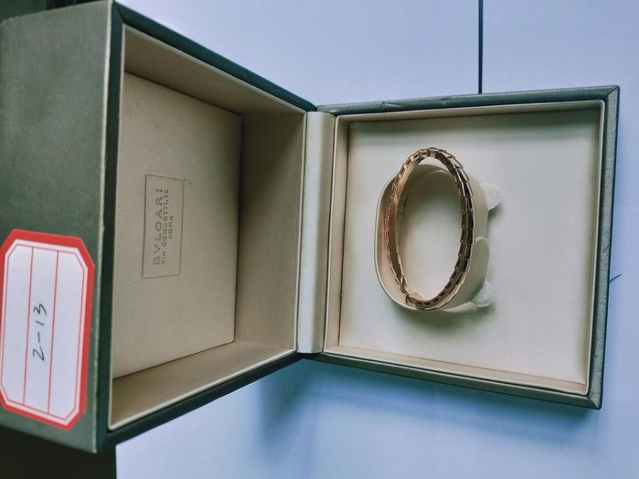 宝格丽BVLGARI品牌750玫瑰金蛇骨女士手镯网络拍卖公告
