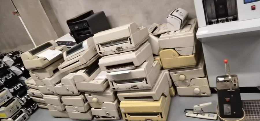 94台报废电子设备包括电脑 四通打印机等拍卖公告
