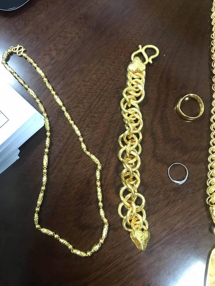 项链四条 戒指两枚 浪琴牌手表 黄色金属手链一条网络拍卖公告