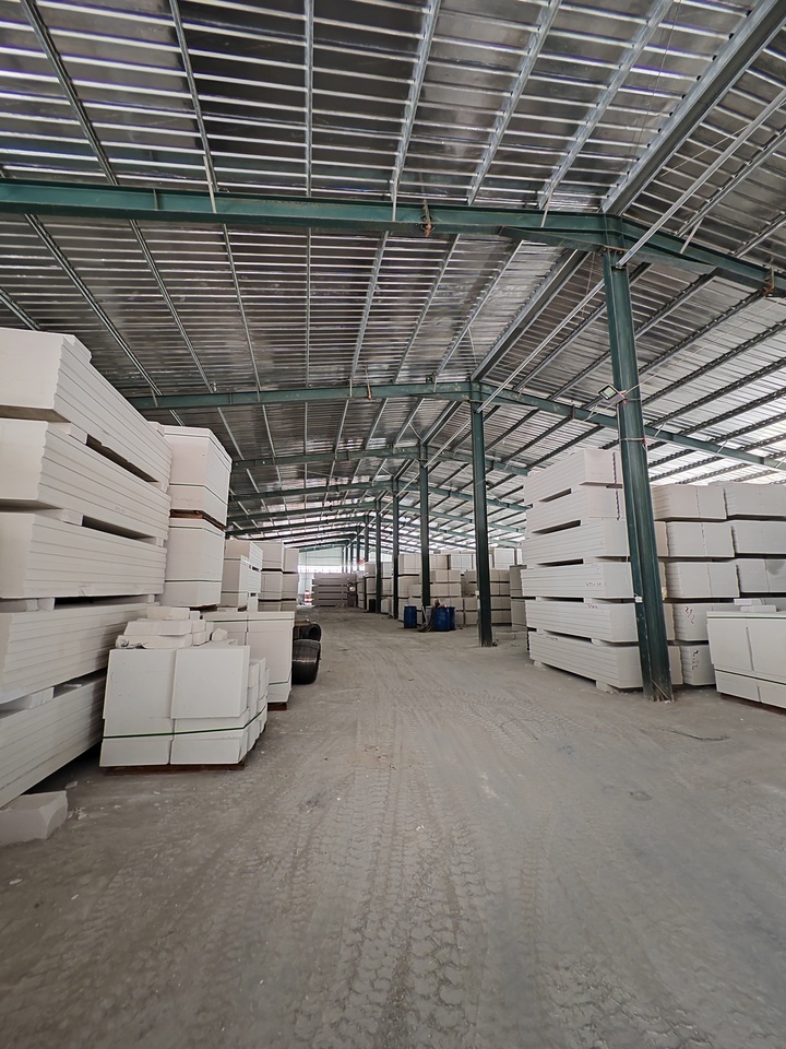 纺织制品公司钢结构厂房网络拍卖