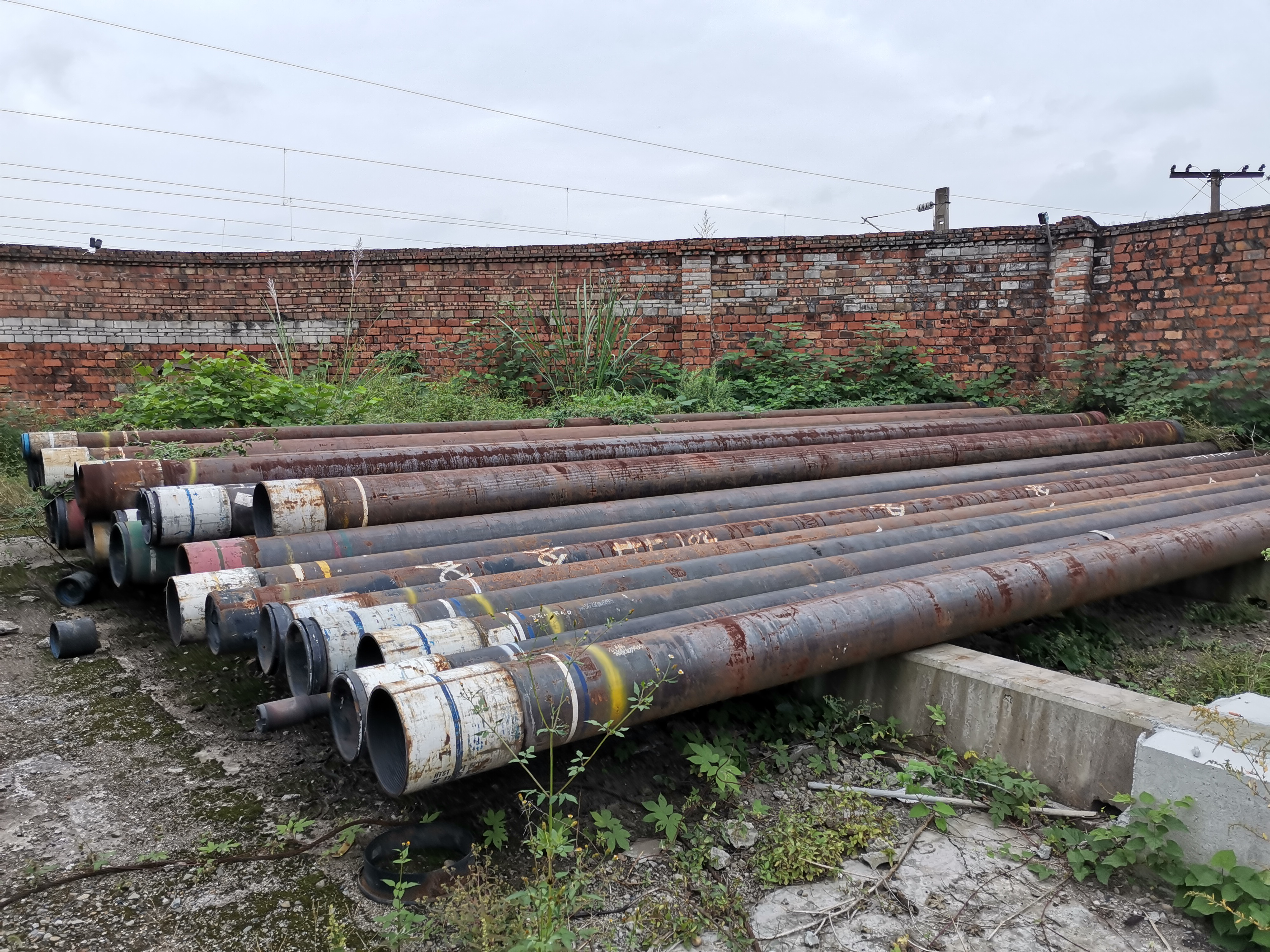 公司西南油气田物资分公司持有的废旧油管套管一批出售招标