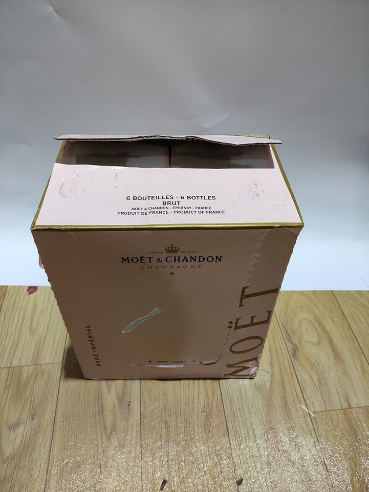 七百一十八MOET&CHANDON 750ML 1箱6瓶网络拍卖公告
