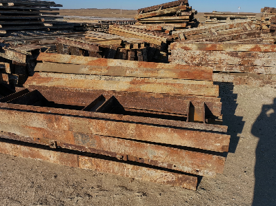 新疆某企业废旧钢材一批拍卖公告