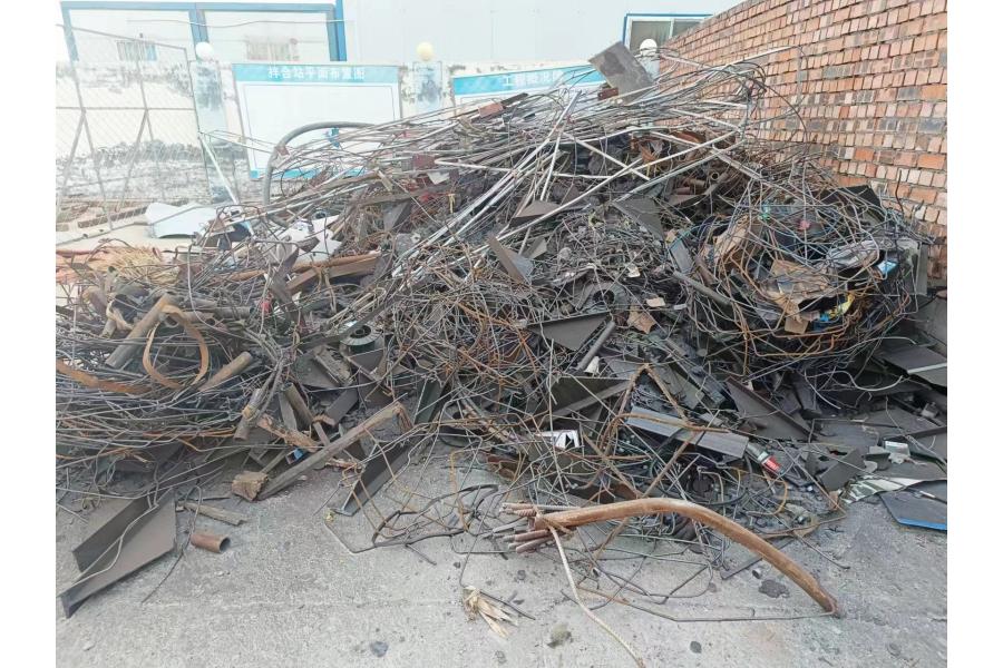 内蒙古自治区乌兰察布市废旧钢材一批（约40吨）网络拍卖公告