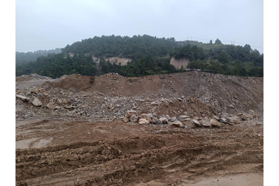 石料一批，位于山西省晋中市灵石县段纯镇志家庄村，约5364.70m3。网络拍卖公告