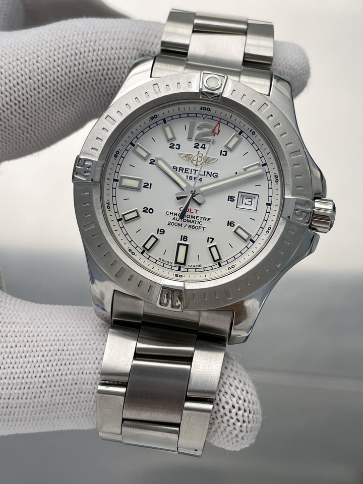 标N6095新百年灵Breitling 自动机械手表网络拍卖公告