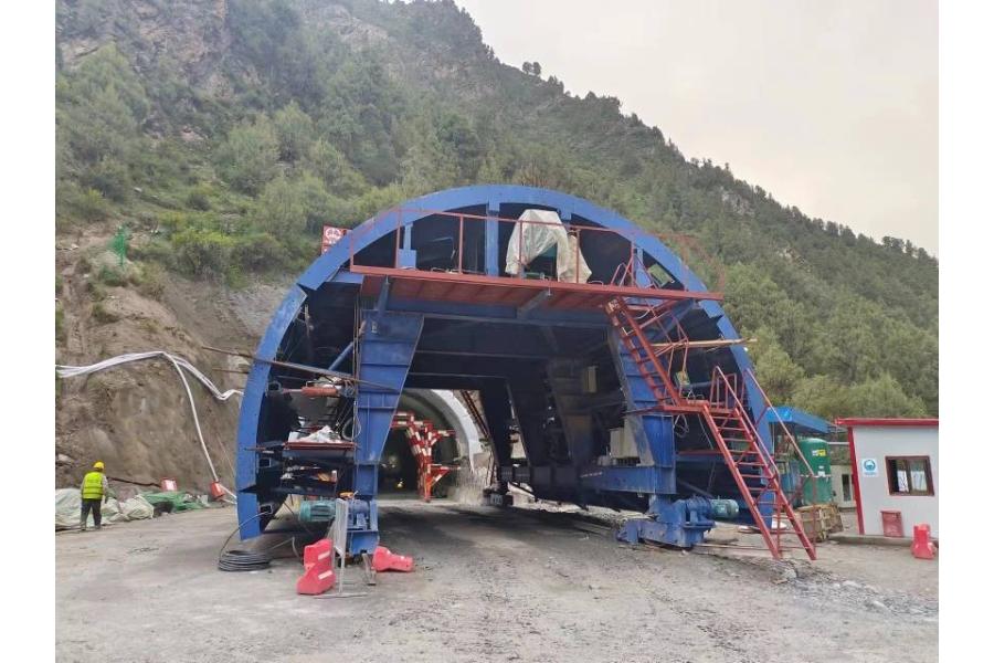 一盟拍卖：青海省果洛藏族自治州玛沁县废旧台车、废钢材一批网络拍卖公告