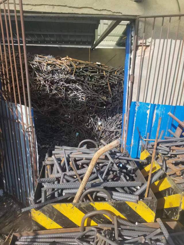 中铁局废旧钢筋头 废旧钢模板网络拍卖公告