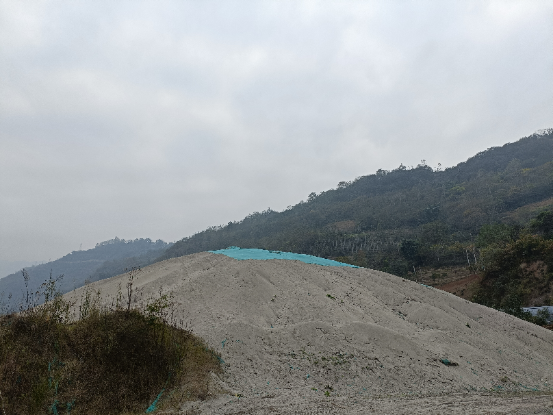 峨边县果山村堆场1万吨细砂出售招标