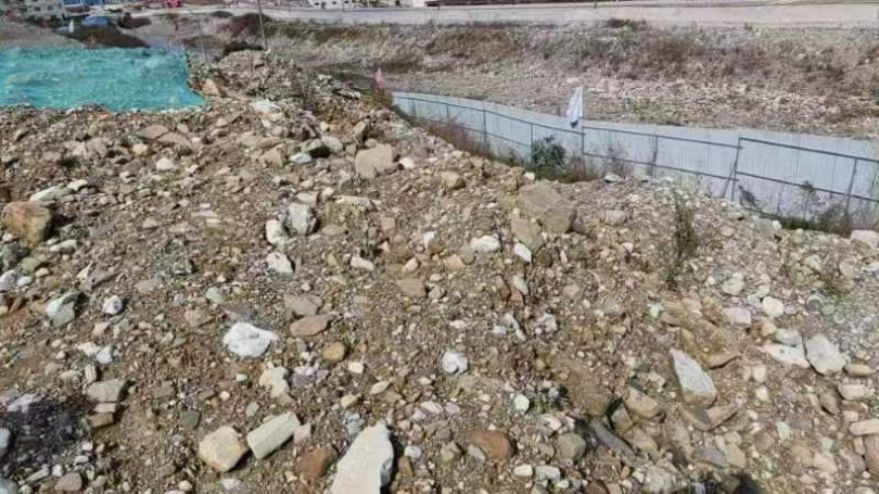 汉源县安乐镇范家沟的河道整治所产生的泥夹石转让出售招标