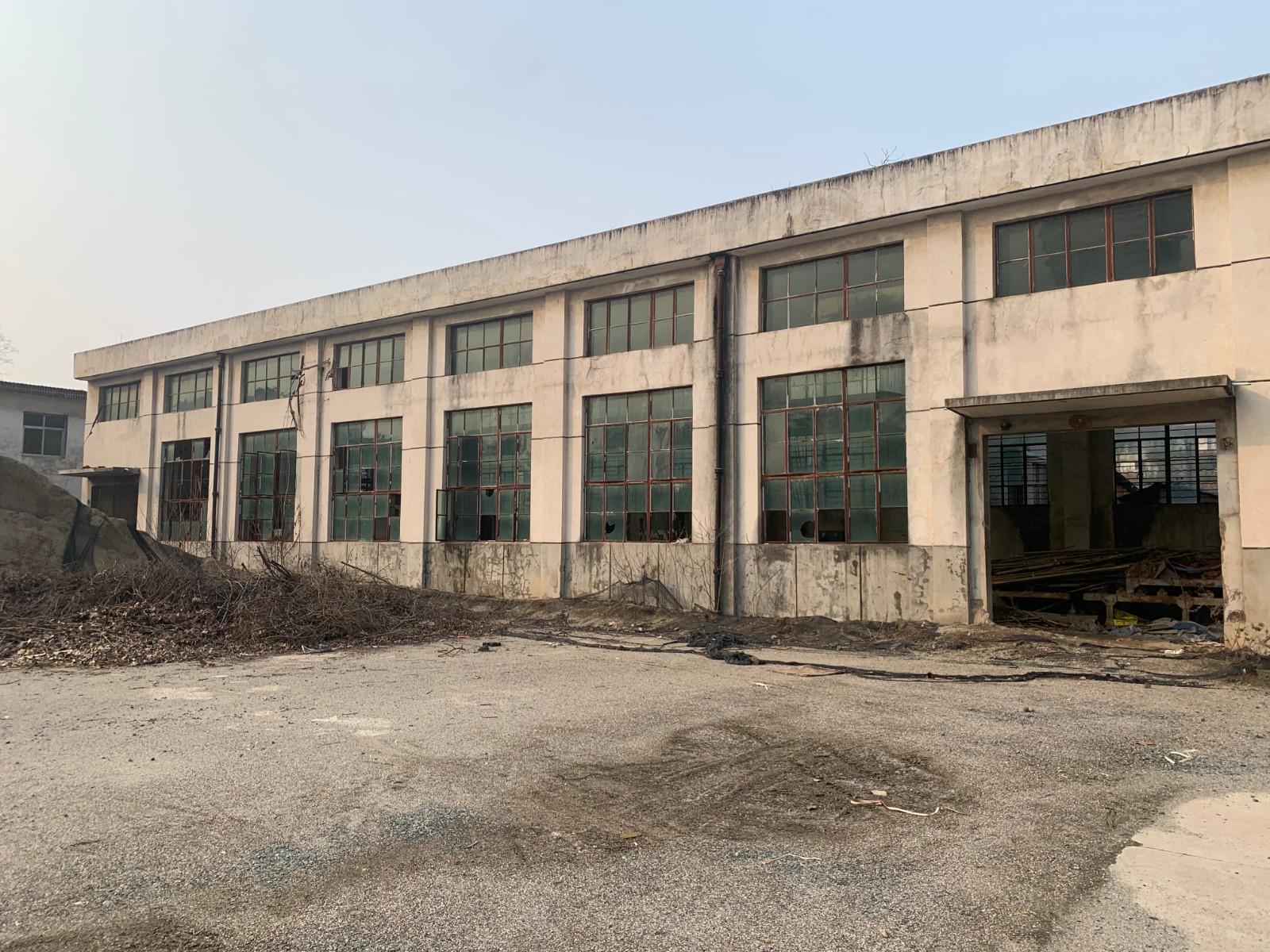 机制石棉瓦厂厂房建筑物所有权及废弃设备拍卖公告