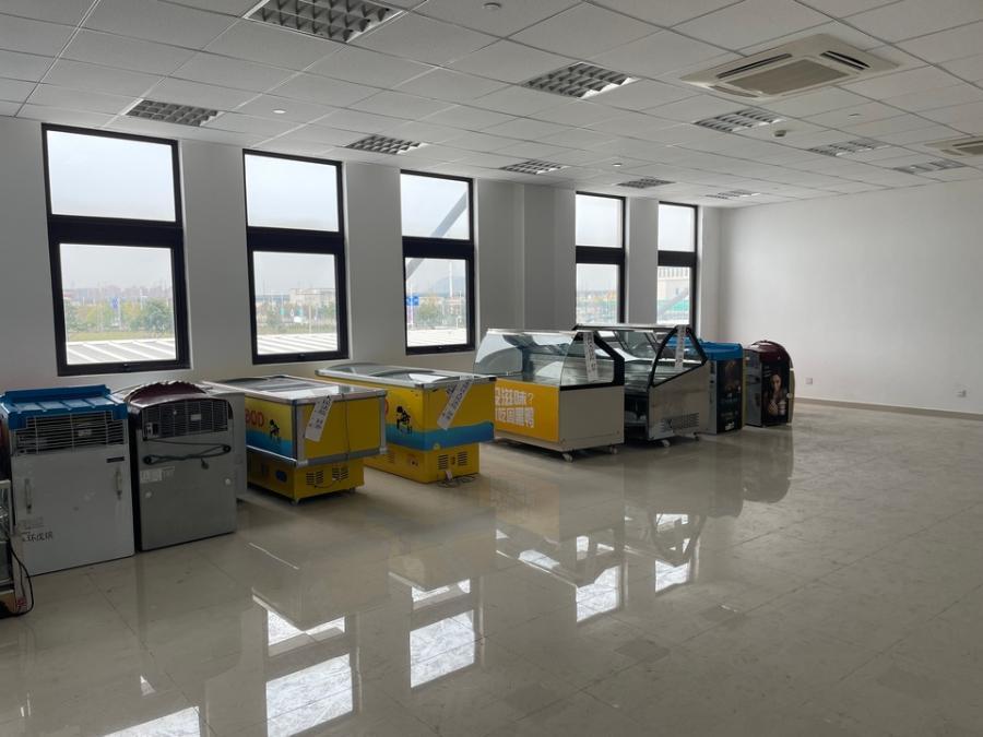 龙湾国际机场T2航站楼店铺固定资产及存货网络拍卖公告