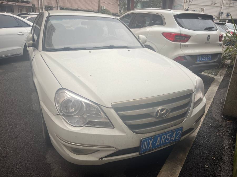 川XAR542北京现代牌BH7183MY小型轿车一辆网络拍卖公告