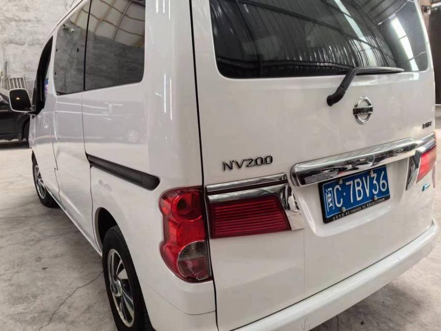 日产NV200 普通客车闽C7BV36网络拍卖公告