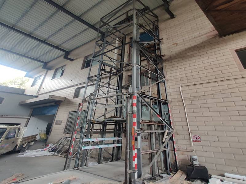 室外钢结构电梯 不锈钢水箱 钢结构平台等一批废旧资产GR2024JS2003841出售招标