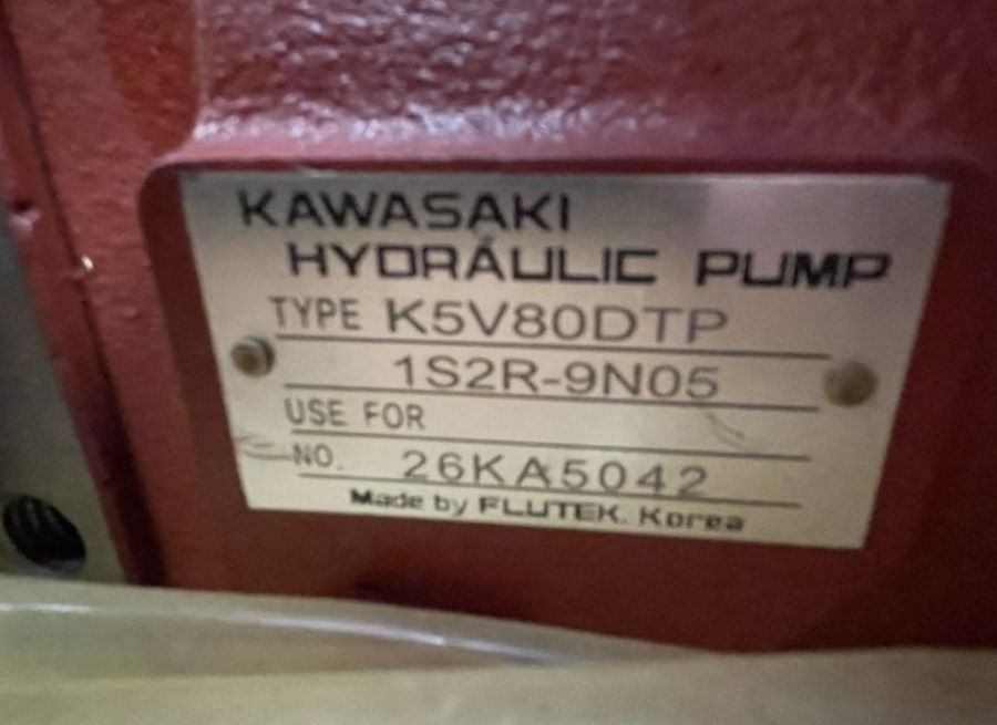 标12单位工程机械配件川崎主泵液压泵网络拍卖公告