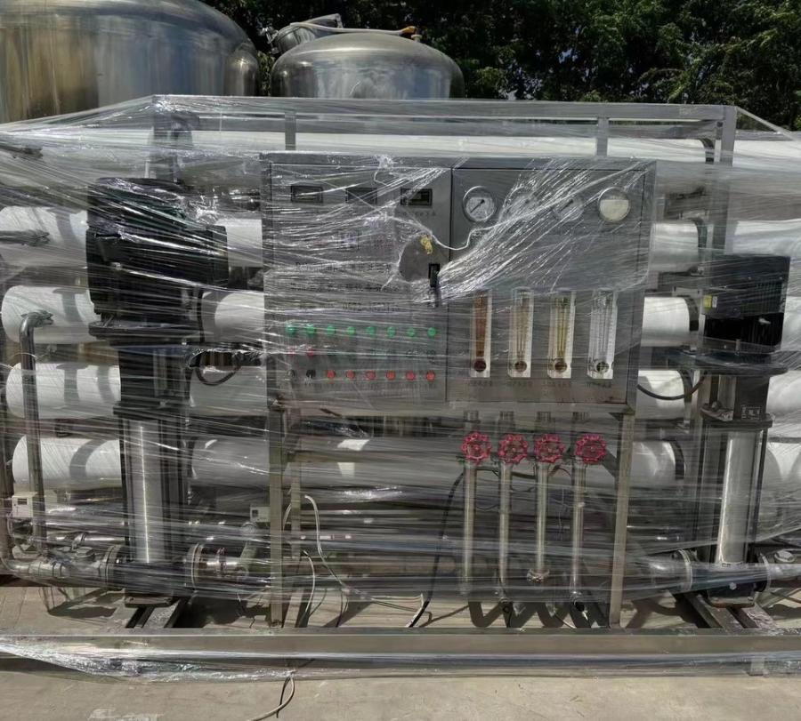 单位渗水处理设备 罐体不锈钢316材质网络拍卖公告