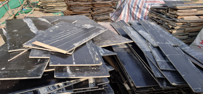 天津某企业废旧木模板一批网络拍卖公告