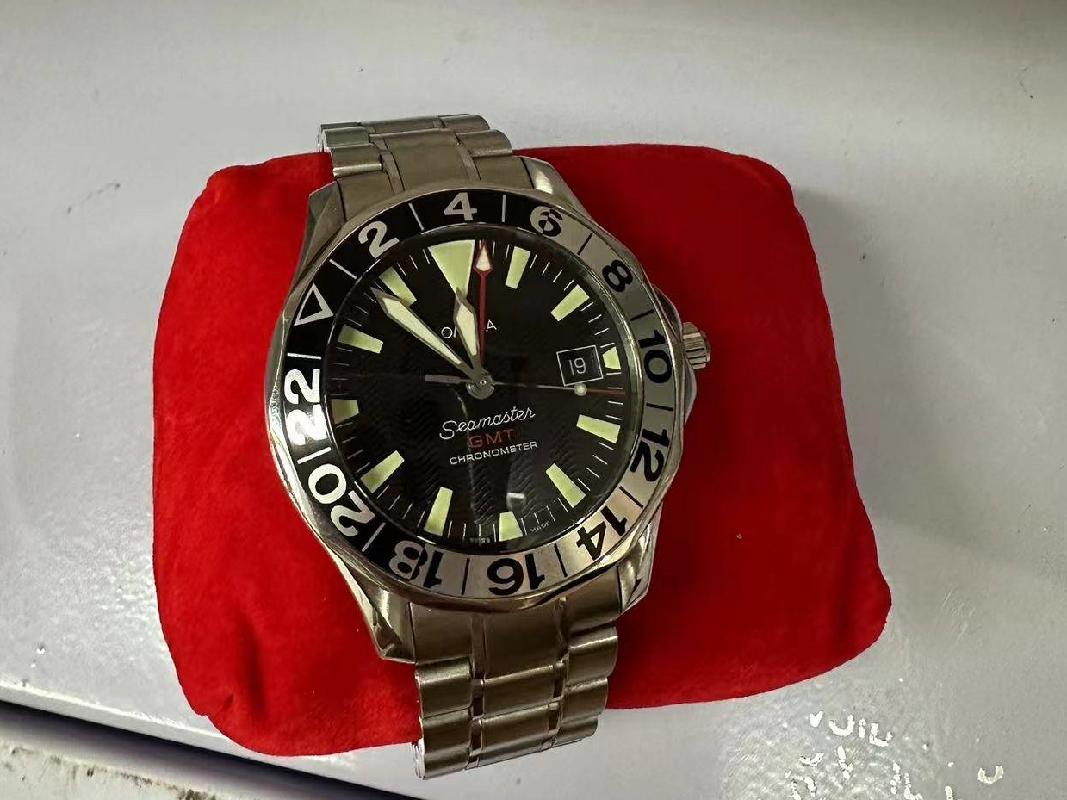 CHOPARD萧邦牌手表 CARTIER卡地亚手表等一批钟表类捆绑交易GR2024HL2001374出售招标