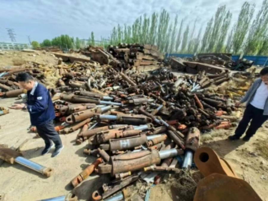 内蒙古鄂尔多斯某企业废铁废旧物资处置（现货）网络拍卖公告
