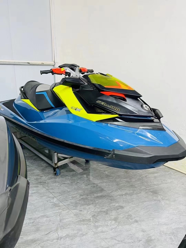 庞巴迪RXP260摩托艇网络拍卖公告