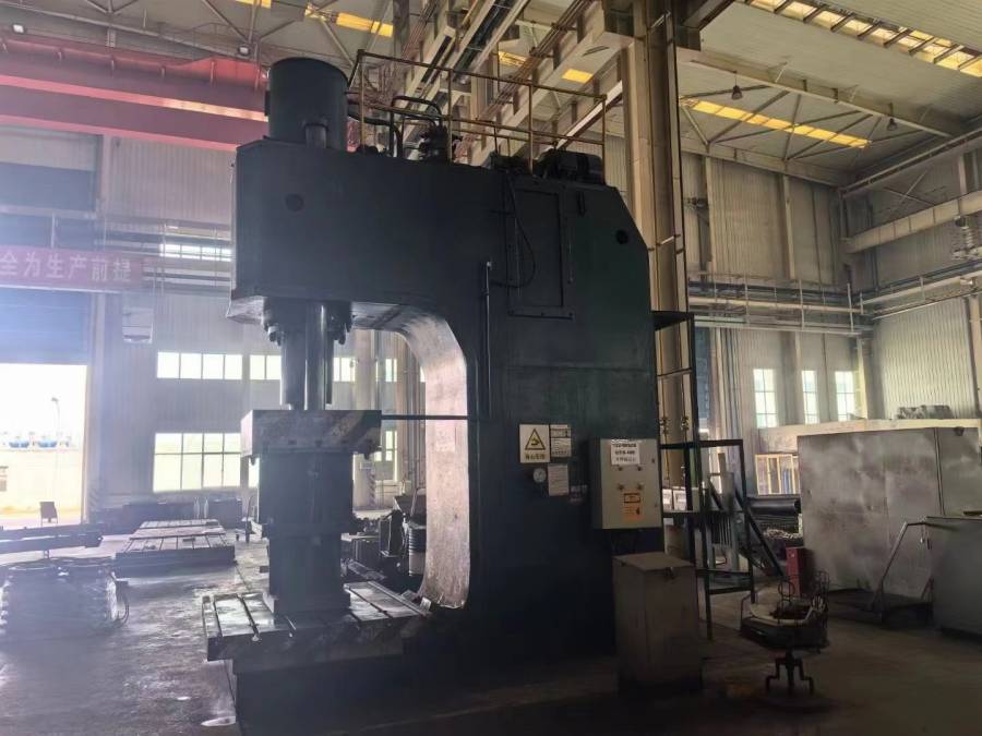武汉400吨单臂油压机一台网络拍卖公告