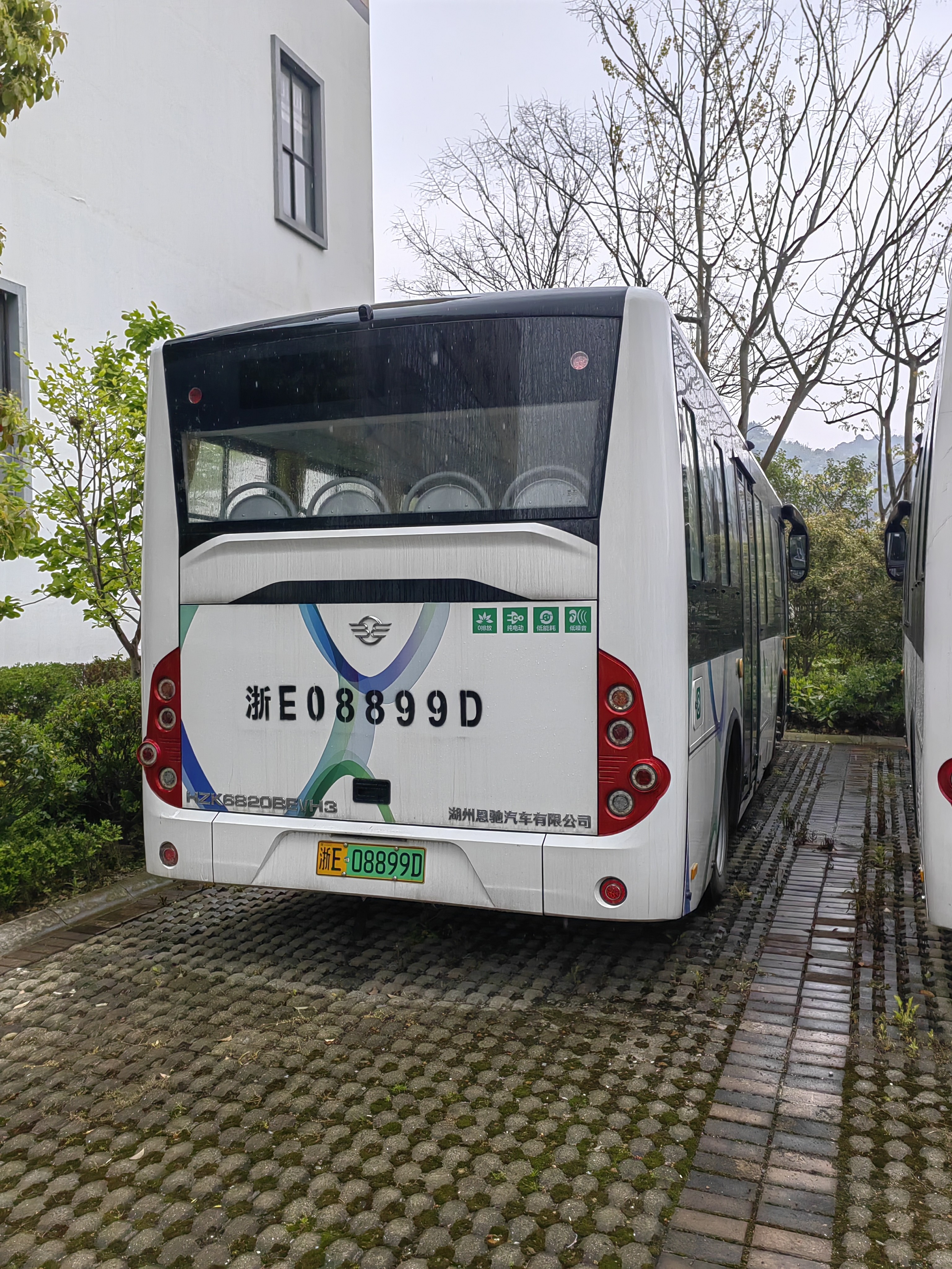 浙E08899D纯电动车客车出售招标