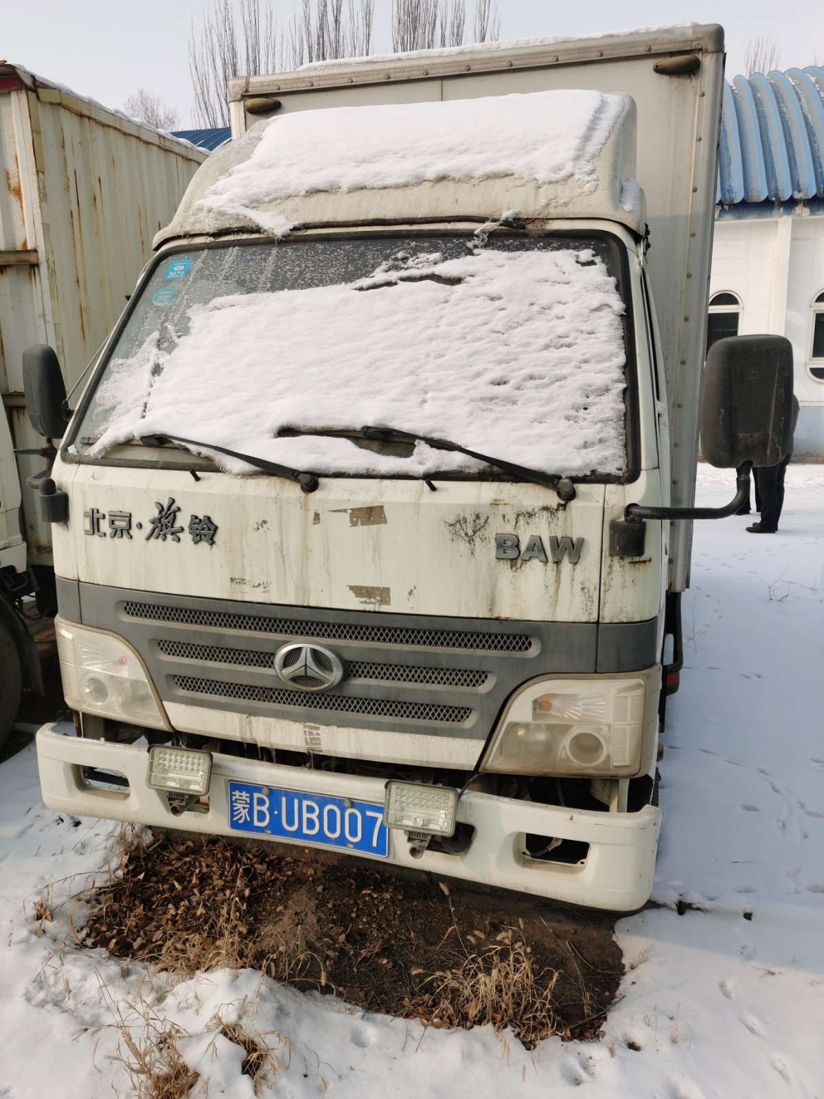 北京牌轻型厢式货车（蒙BUB007）（车辆状态逾期未检验，达到报废标准）拍卖公告